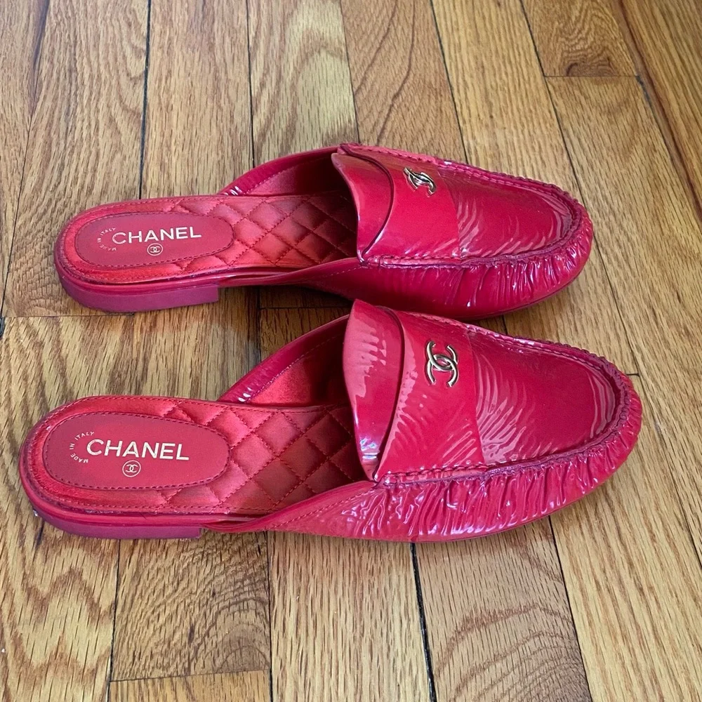 Chanel Red Women's Shoes - Picture 2 of 7